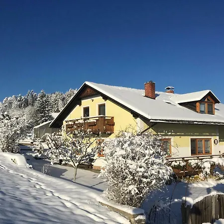Gaestehaus Huber *