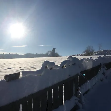 ホームステイ Gaestehaus Huber Arbesbach